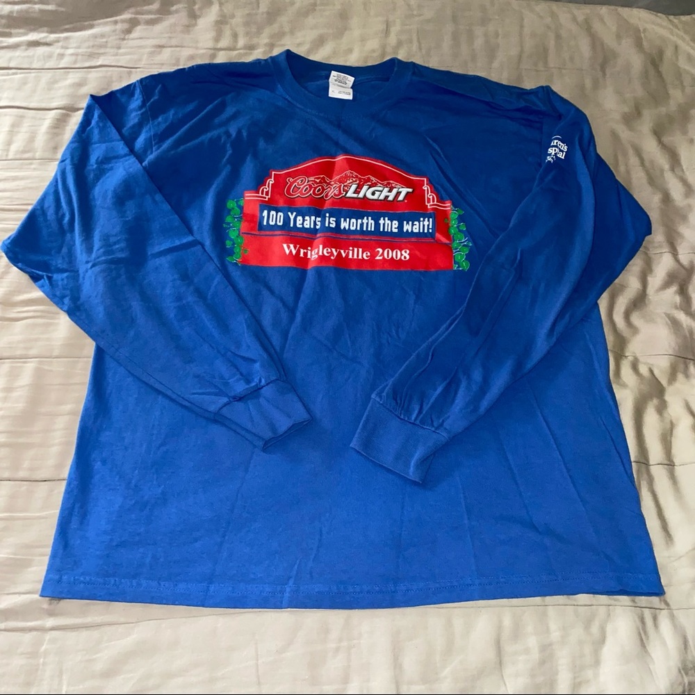 XL 2008 Coors Light Wrigleyville long sleeve shirt